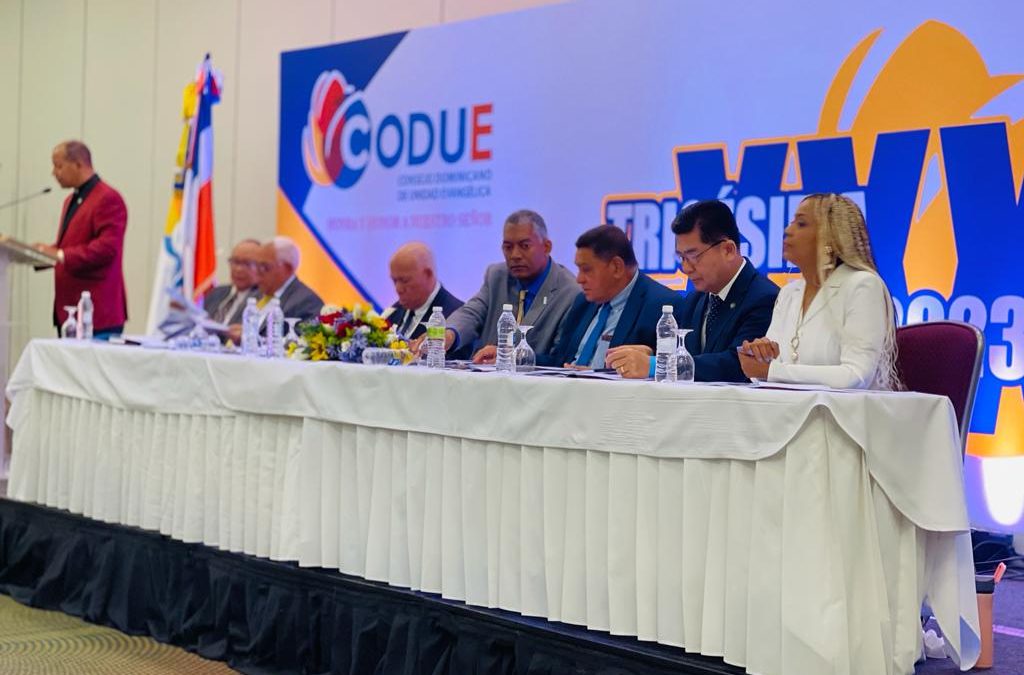 Pastor Feliciano Lacen continurá como presidente de CODUE